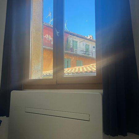 Old Town Lovely Apartment In Nice Ngoại thất bức ảnh